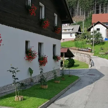 Apartma Arh * Rateče