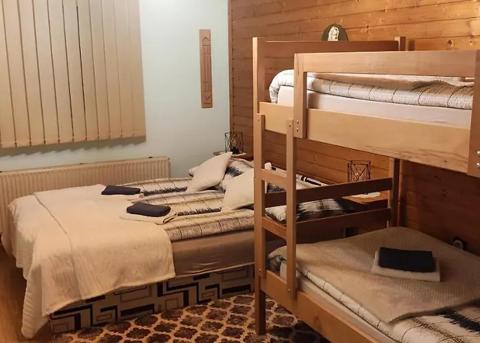 Apartma Arh דירה